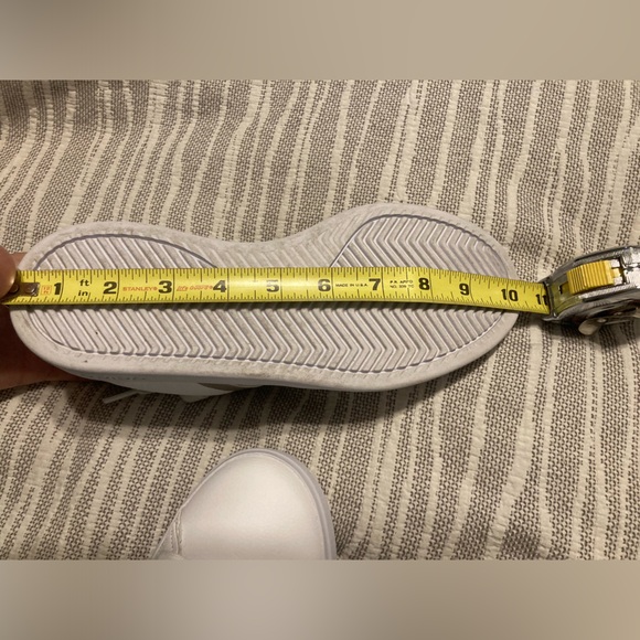 Adidas Grand Court 2.0 sneakers size 6.5 but fit 1/2 size bigger like a 7 - Picture 5 of 6